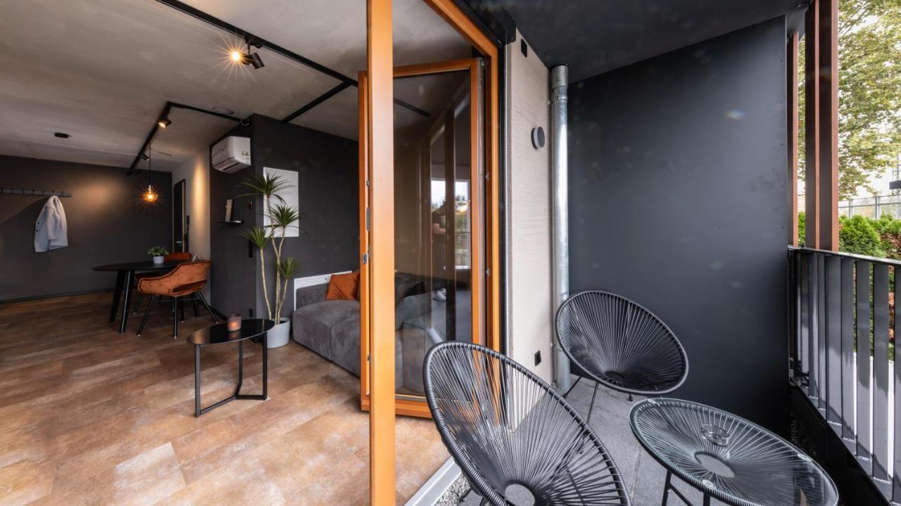 Stadthaus Neckarsulm Serviced Apartments - Stadthaus Heiner Bagian luar foto
