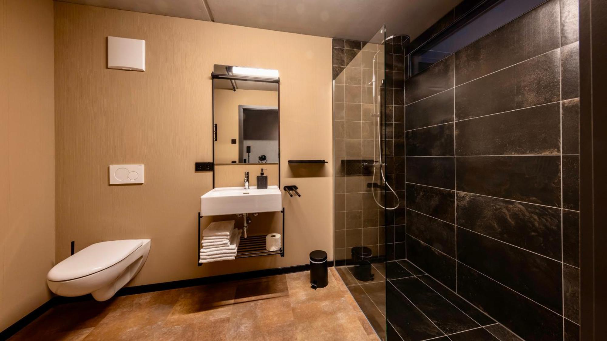 Stadthaus Neckarsulm Serviced Apartments - Stadthaus Heiner Bagian luar foto
