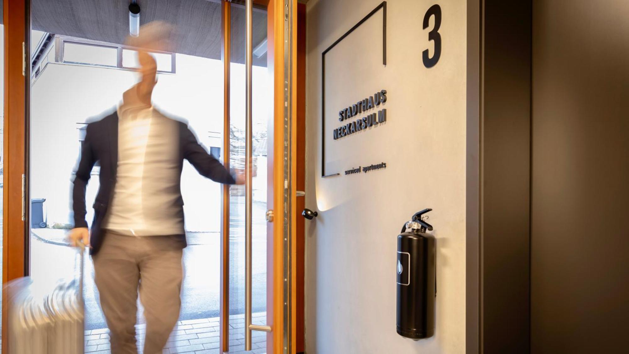 Stadthaus Neckarsulm Serviced Apartments - Stadthaus Heiner Bagian luar foto